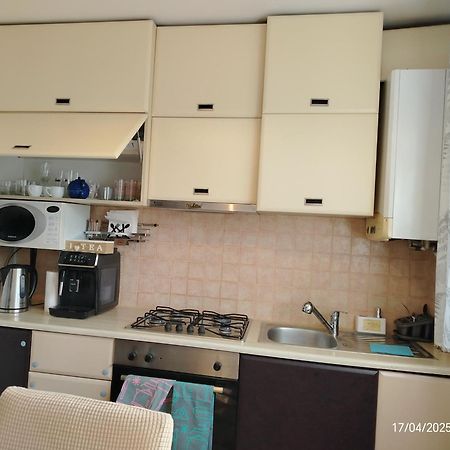 Arka Apartment Craiova Buitenkant foto