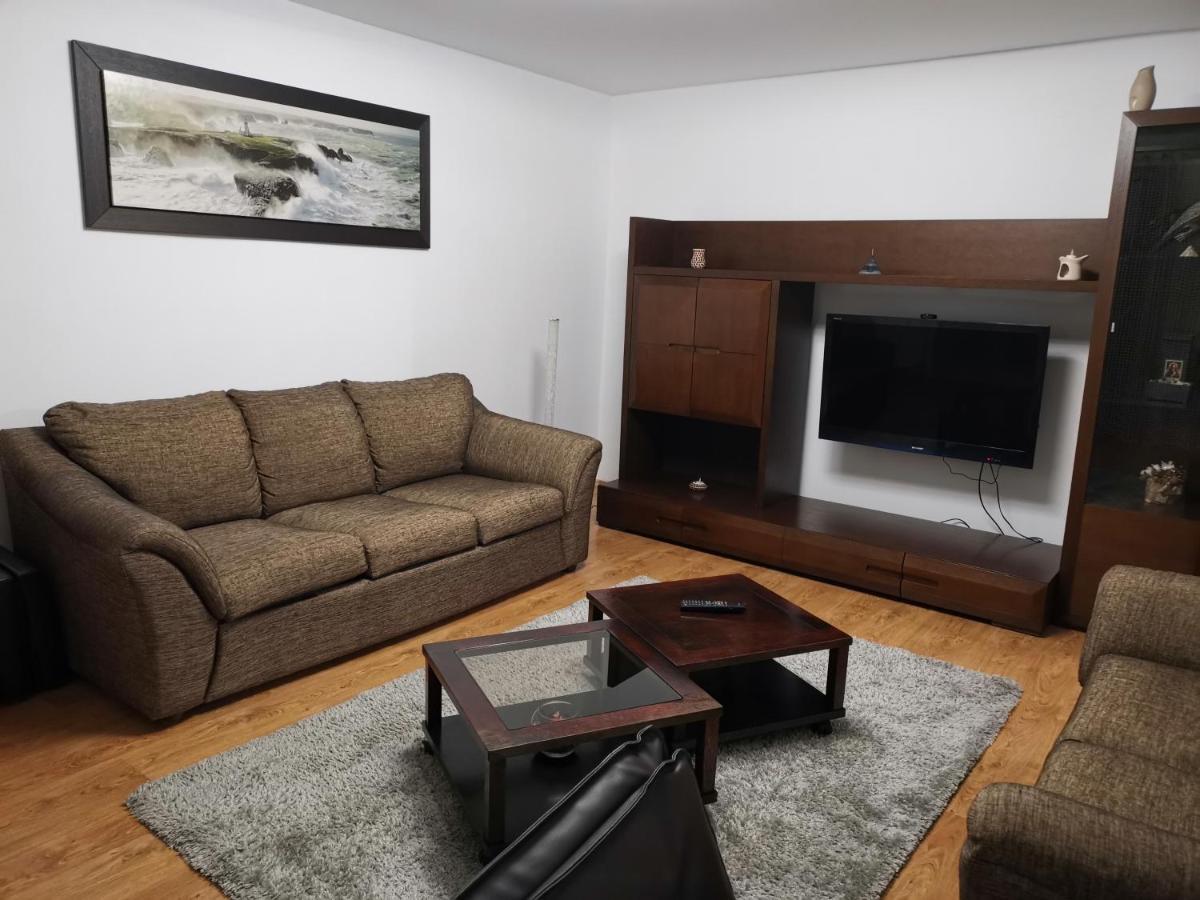 Arka Apartment Craiova Buitenkant foto